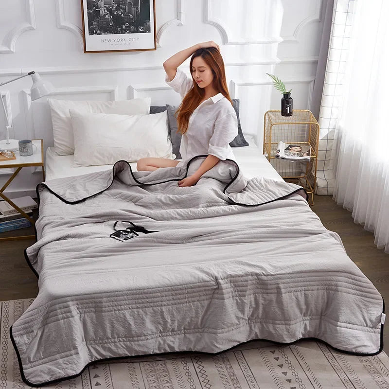 Cooling Comforter — Lightweight, Breathable Blanket for Hot Sleepers & Night Sweats